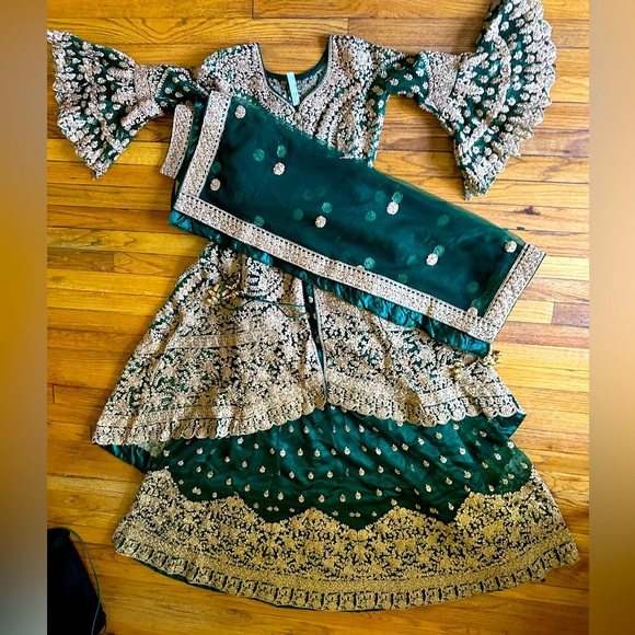 Traditional Indian Bollywood Designer Lehenga Wedding Bridal Dress Lengha Sz::38 - Picture 1 of 14
